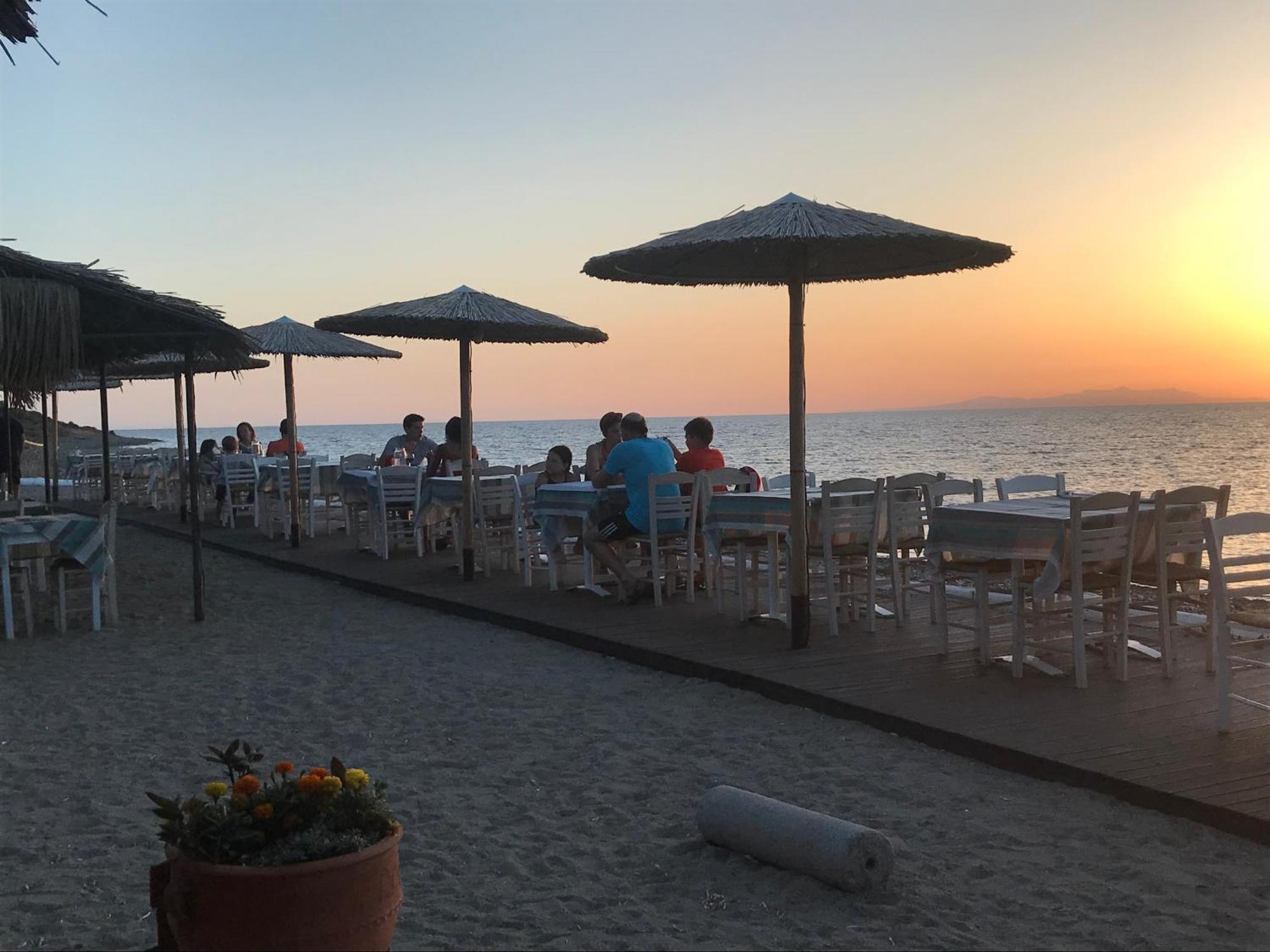 Kymata Hotel Palaiopoli  Eksteriør billede