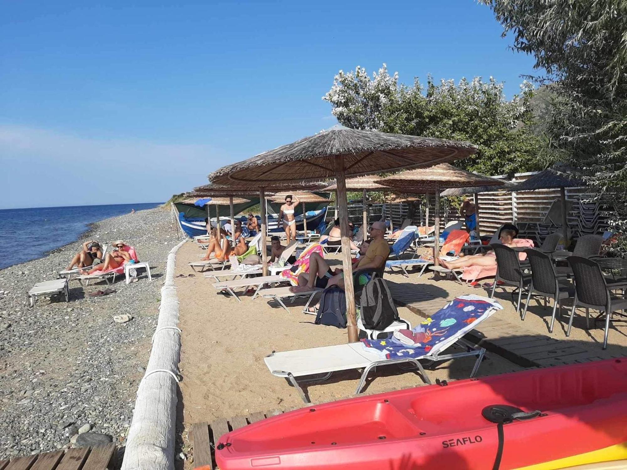 Kymata Hotel Palaiopoli  Eksteriør billede