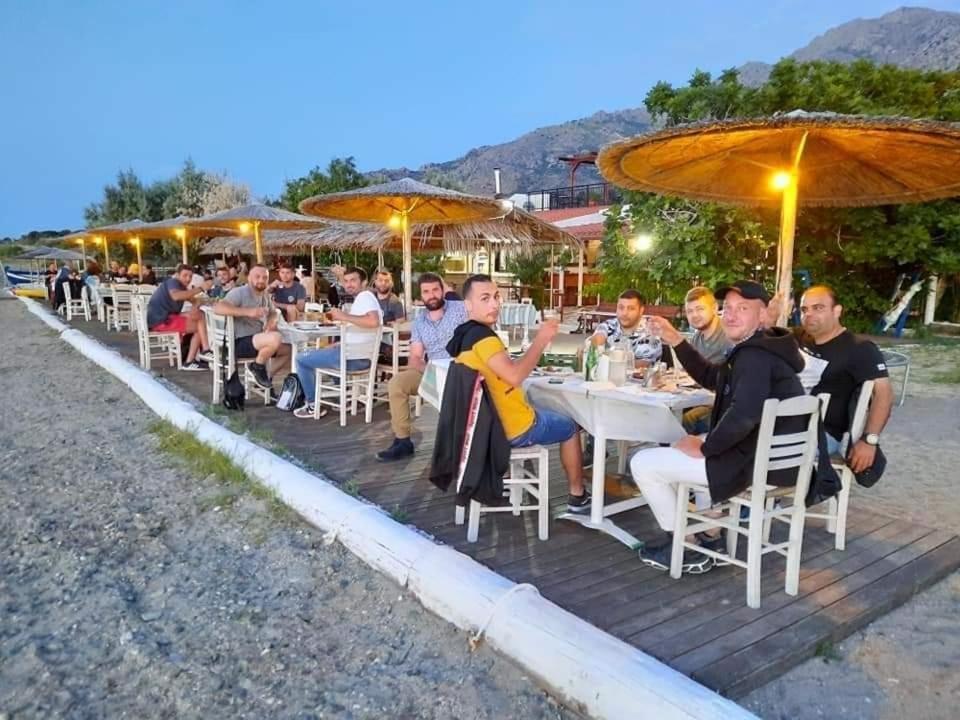 Kymata Hotel Palaiopoli  Eksteriør billede